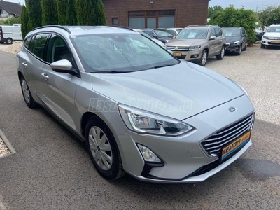 FORD FOCUS 1.5 TDCI Trend V.SZ.KÖNYV ESP TEMPOMAT SÁVTARTÓ LED 139E KM