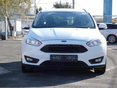 FORD FOCUS SW Navigation (N1) 5 személyes /91/