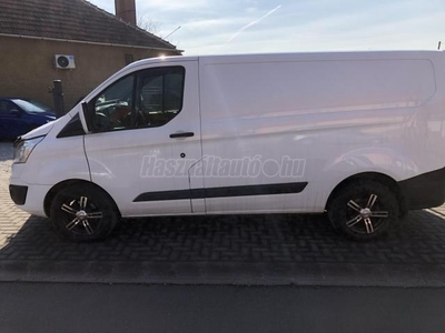 FORD TRANSIT Tourneo Custom 2.0 TDCi 310 L1H1 Titanium