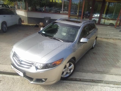 HONDA ACCORD Tourer 2.2 i-DTEC Executive 1 ÉV GARANCIÁVAL. KORRÓZIÓ MENTES.TOLÓTETŐ.NAVI. XENON..JÓ ÁLLAPOT