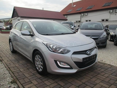 HYUNDAI I30 1.6 CRDi Automta / Limited 20 Yahre MEGKÍMÉLT SZÉP ÁLLAPOT 91-EZER KM !