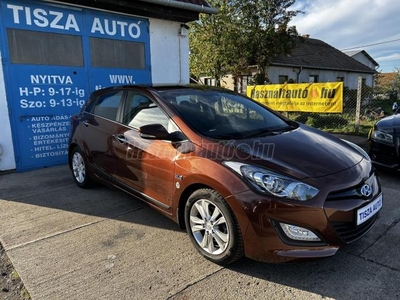 HYUNDAI I30 1.6 GDi Business (Automata) 97.000km. keyless. navi. tolatókamera. félbőr