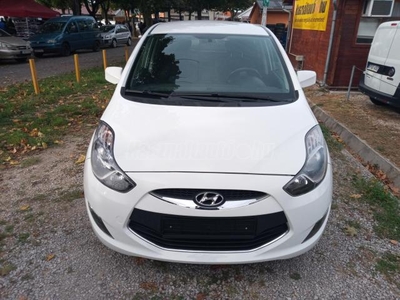 HYUNDAI IX 20 ix20 1.6 DOHC Comfort Szervizkönyves.Megkimélt