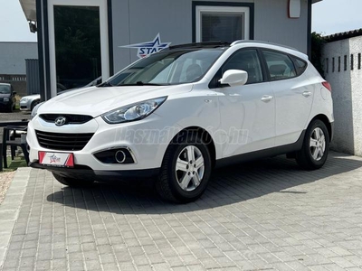 HYUNDAI IX 35 ix35 1.6 GDi Life AZONNAL VIHETŐ/102EKM/PANORÁMA/ÜLÉSFŰTÉS