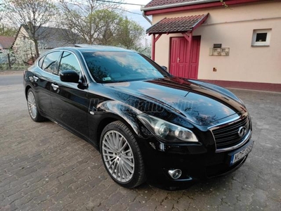 INFINITI M30d 3.0 V6 S Premium (Automata)