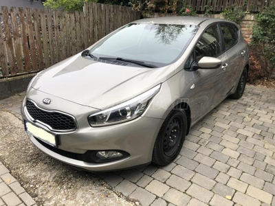 KIA CEE'D 1.4 CVVT LX JD