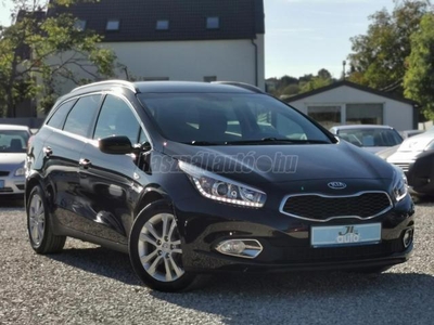 KIA CEE'D SW 1.6 CRDI EX NAVI+ÜLÉSFŰTÉS+TOLATÓKAMERA+DIGITKLÍMA++++