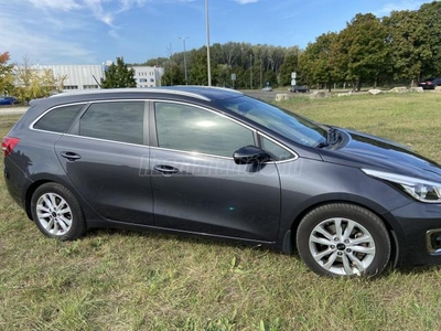 KIA CEE'D SW 1.6 CRDI Summmer Edition