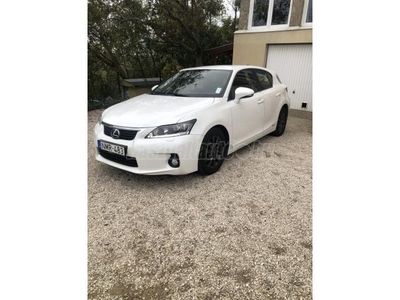 LEXUS CT 200h Mark Levinson Top (Automata)