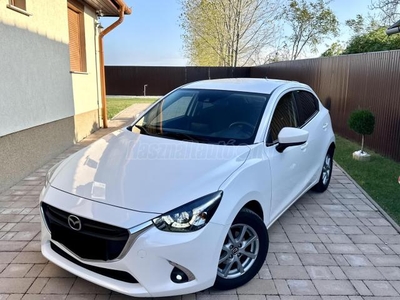 MAZDA 2 1.5 Attraction (Automata) Full led/6 sebességes aut./RVM/Navi/Gyöngyház fehér