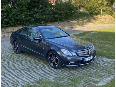 MERCEDES-BENZ E 350 CGI BlueEFFICIENCY Avantgarde (Automata) AMG