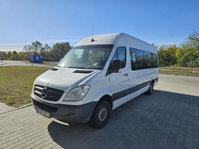 MERCEDES-BENZ SPRINTER 311 CDI 906.735.13 (Automata) 9 ülés emelő hátfal