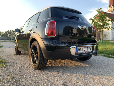 MINI COUNTRYMAN Cooper1.6 D ALL4