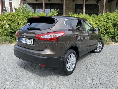 NISSAN QASHQAI 1.2 DIG-T N-Connecta Xtronic EURO6 Automata