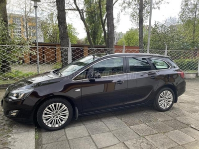 OPEL ASTRA J 1.4 T Sport