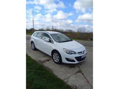 OPEL ASTRA J Sports Tourer 1.6 CDTI Start-Stop Cosmo