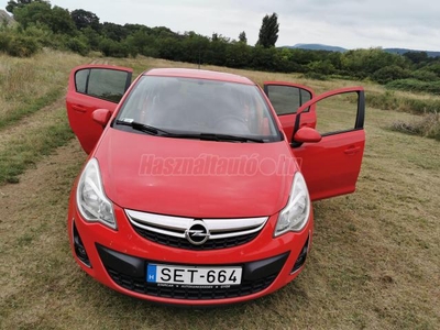 OPEL CORSA D 1.4 Cosmo