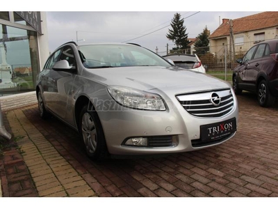 OPEL INSIGNIA Sports Tourer 1.6 SMENTES