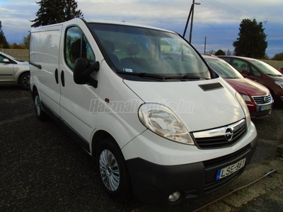 OPEL VIVARO 2.0 CDTI DC L1H1 2.7t MAGYARORSZÁGI! MEGKÍMÉLT ÁLLAPOT! 330.000 KM!