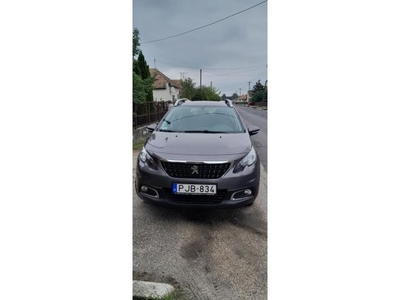 PEUGEOT 2008 1.2 PureTech Active