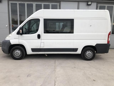 PEUGEOT BOXER 6 fős