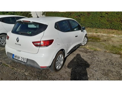 RENAULT CLIO III 1.5 dCi Société