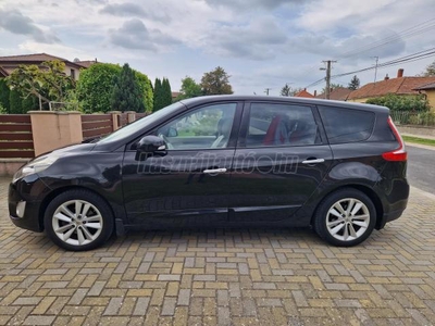 RENAULT GRAND SCENIC Scénic 1.5 dCi Dynamique