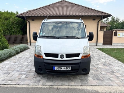 RENAULT MASTER 2.5 dCi L2H1 Háztól eladó. Kitűnő állapot!