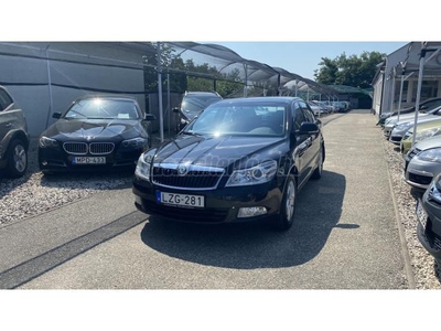 SKODA OCTAVIA 1.6 Ambition 2012 es Modell 1.6 MPI