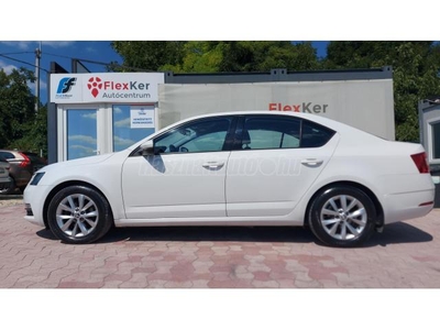 SKODA OCTAVIA 1.6 CR TDI Style ÁFÁS!102.000 Km!Magyarországi!1 tulajdonostól!Szervizkönyves!+2 év garanciával!