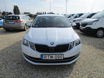 SKODA OCTAVIA 1.6 CR TDI Style Digitklíma.Ülésfűtés.Tolatóradar.Tempomat.Alufelni.Smarlink