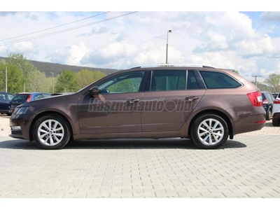 SKODA OCTAVIA Combi 1.6 CR TDI Style DSG