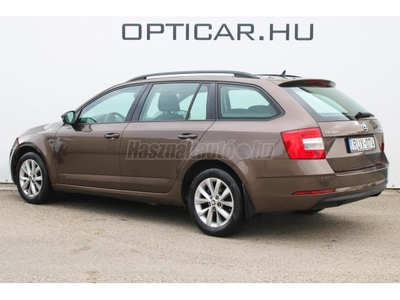 SKODA OCTAVIA Combi 1.6 CR TDI Style Navi!APP!Ülésfűtés!Radar!Mo-i!1.Tulaj!107.761Km!ÁFÁ-s!THM9.9%!