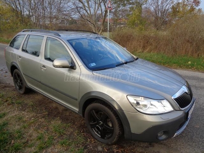 SKODA OCTAVIA Combi 1.8 TFSI Elegance 4X4 SCOUT GYÖNYÖRŰ!