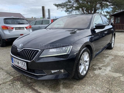 SKODA SUPERB 2.0 TDi Style DSG Magyar.Vezetett Szervízkönyv!