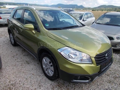 SUZUKI SX4 S-CROSS 1.6 DDiS GLX 4WD 4X4.SZERVIZKÖNYV.KULCS NÉLKÜLI RENDSZER.VONÓHOROG.KLÍMA..ÜLÉS FŰTÉS.ALUFELNI