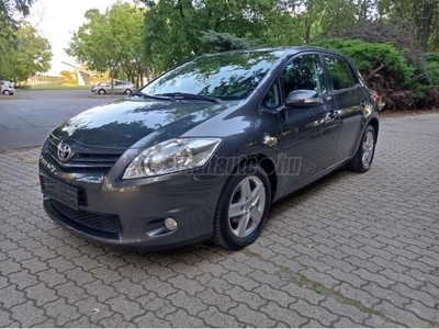 TOYOTA AURIS 1.6 Sol Navi