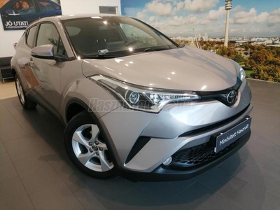 TOYOTA C-HR 1.2T Active (ülésfűtéssel)