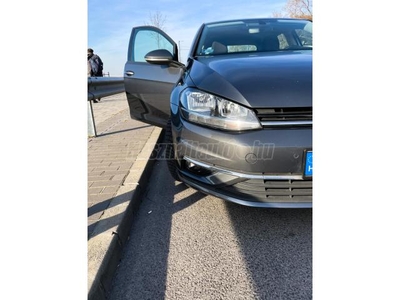 VOLKSWAGEN GOLF VII 1.0 TSI BMT Trendline