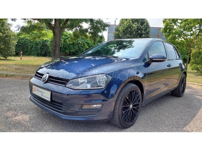 VOLKSWAGEN GOLF VII 2.0 TDI BMT Highline DSG Euro 6 S&S NAVI KEYLESS-GO ÜLÉSFŰTÉS VONÓHOROG PDC+ParkPilot 18-AS ALU