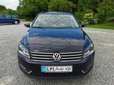 VOLKSWAGEN PASSAT Variant 1.4 TSI Comfortline 157000km . szervizkönyves