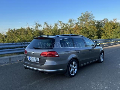 VOLKSWAGEN PASSAT VII Variant 2.0 CR TDI Highline 4Motion BMT / PANORÁMATETŐ / ÁLLÓFŰTÉS / TÁVTARTÓ / SÁVTARTÓ / BI-XENON / ALCANTARA