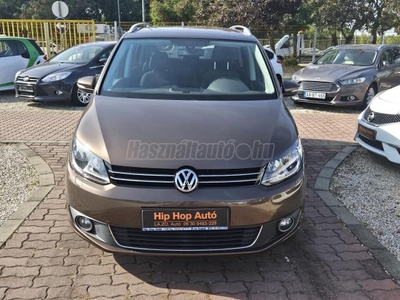 VOLKSWAGEN TOURAN 1.4 TSI Highline [7 személy] Navigáció.Digit klíma