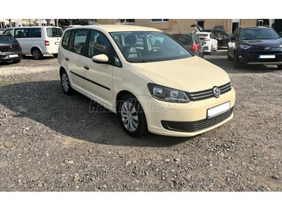 VOLKSWAGEN TOURAN 2.0 CR TDI Highline DSG [7 személy]