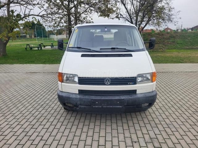 VOLKSWAGEN TRANSPORTER T4 2.5 7DE 1T2