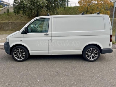 VOLKSWAGEN TRANSPORTER T5 1.9 TDI