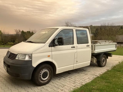 VOLKSWAGEN TRANSPORTER T5 1.9 TDI