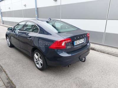 VOLVO S60 2.0 D [D3] Momentum Bőr belső. téli-nyári gumi friss műszaki