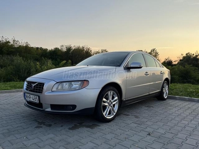 VOLVO S80 2.4 D [D5] Kinetic Geartronic