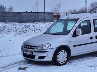 Opel Combo Tour 1.7 CDTI Enjoy Friss Műszaki